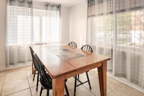 Dining - Modern 2BR home; 5 min walk to downtown Milford! (Milford)