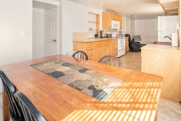 Fridge, microwave, oven, stovetop - Modern 2BR home; 5 min walk to downtown Milford! (Milford)