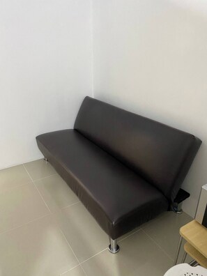 Condo, 1 Bedroom | Living area - Grass Residence T3 34th Floor (Quezon City)