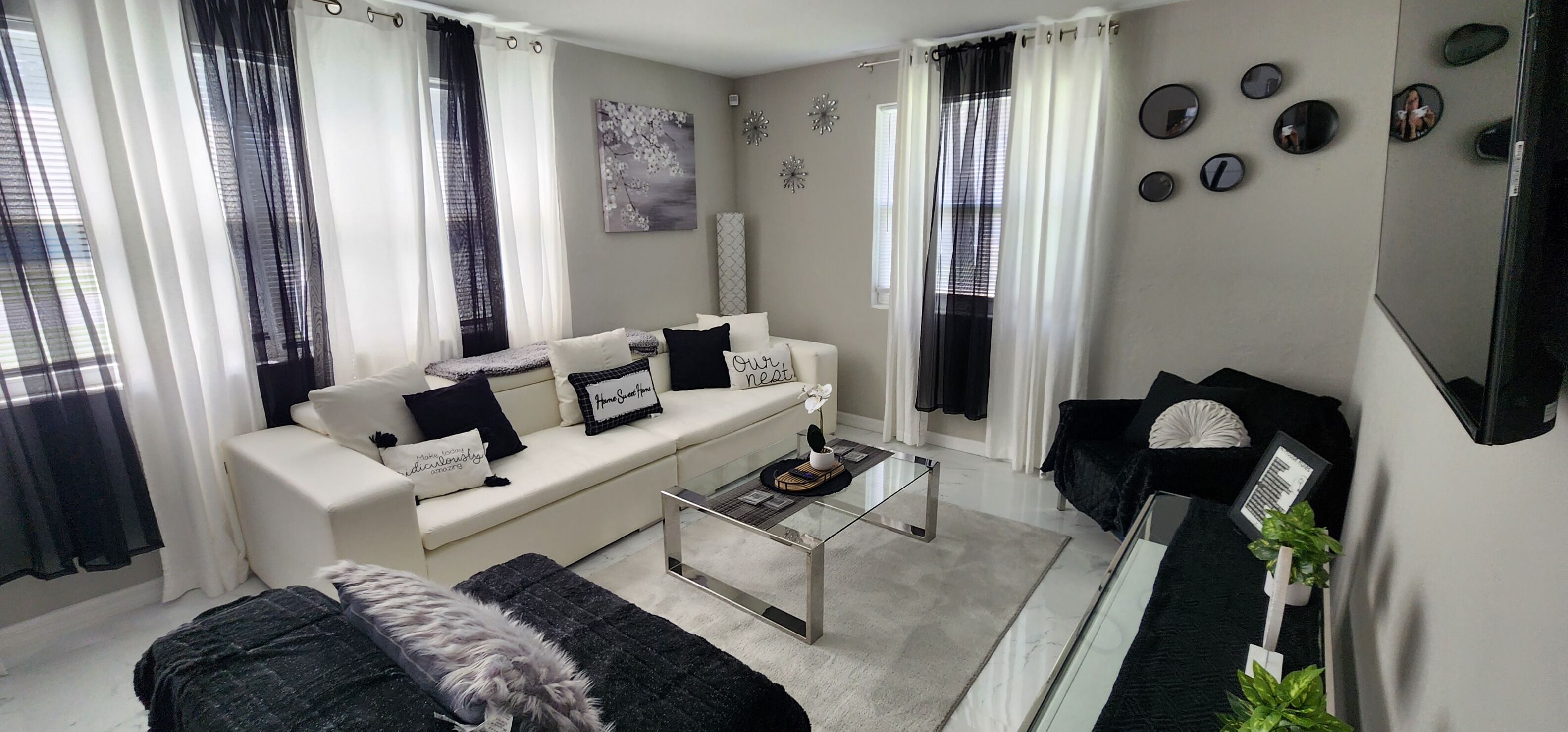 Newly Updated, Spacious, Close to Everything, Screened patio, Amenities Galore