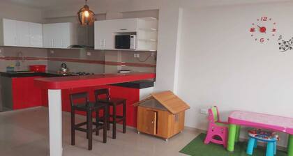 Apartamento Amplio y Centrico, Ideal Para Familias , con Juegos de Mesa