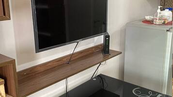 Condo, 1 Bedroom | Room amenity