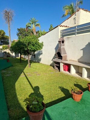 Villa, 3 Bedrooms, Smoking, Garden View | Terrace/patio