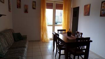 Villa, 3 Schlafzimmer, Raucher, Gartenblick | Speisen
