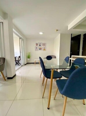 Dining - Full Apto Sur de Cali
 (Cali)