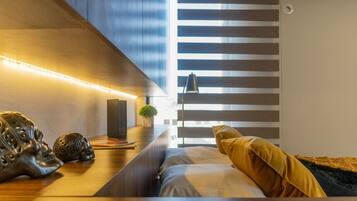 1 habitación, escritorio, tabla de planchar con plancha y wifi gratis