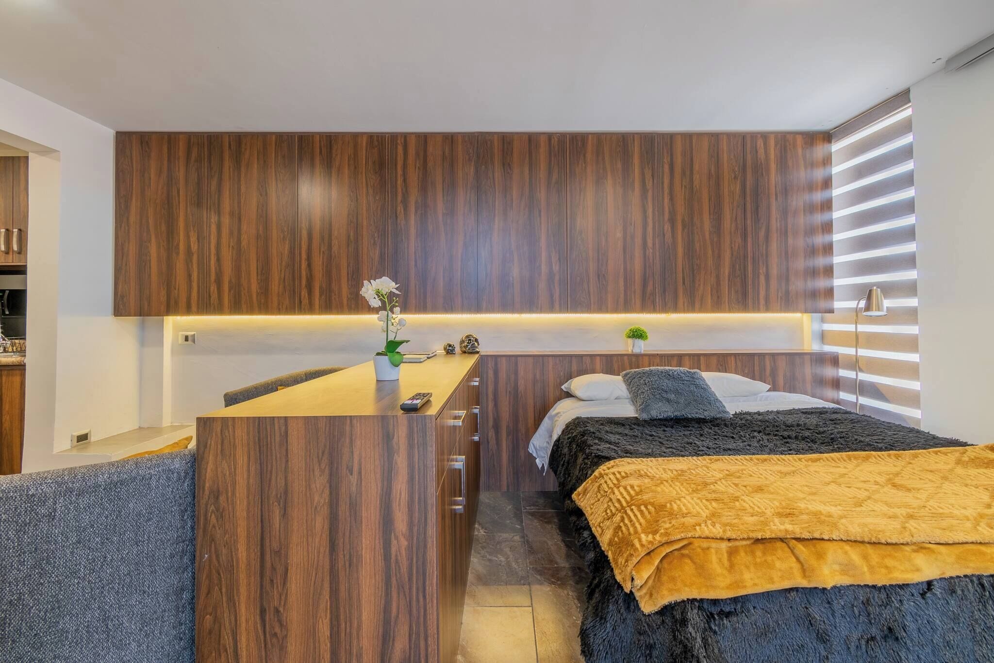 1 多间卧室、熨斗/熨衣板、免费 WiFi、床单