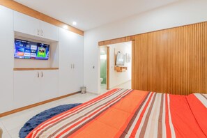 1 habitación, escritorio, tabla de planchar con plancha y wifi gratis