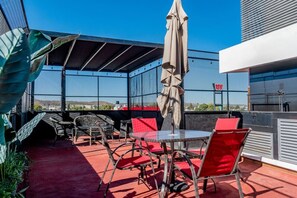 Outdoor dining - Tokyo Loft | Loft Moderno en Centro de Durango (Durango)