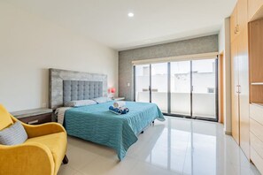 2 Schlafzimmer, Bügeleisen/Bügelbrett, kostenloses WLAN, Bettwäsche