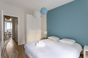 1 dormitorio, tabla de planchar con plancha, wifi gratis y ropa de cama