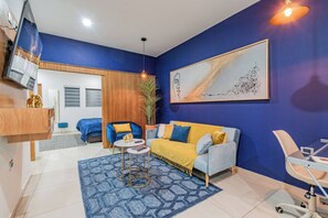 Smart TV - LOFT El Azul | Centro Historico | Cama King (Durango)