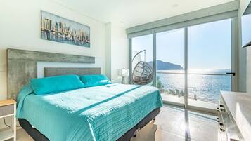 2 slaapkamers, een strijkplank/strijkijzer, gratis wifi, beddengoed