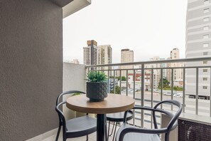 Comfort Apartment 903 | Balcony - B.Homy - Nex Ibirapuera (São Paulo)