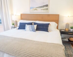 4 bedrooms, desk, iron/ironing board, free WiFi