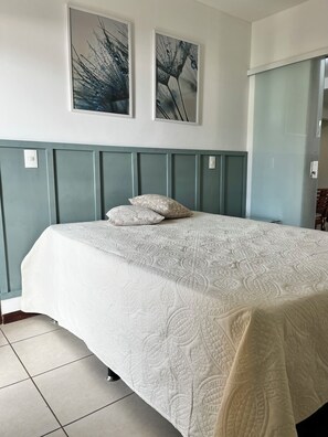 1 bedroom, iron/ironing board, free WiFi