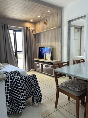 1 bedroom, iron/ironing board, free WiFi - Aconchegante Apartamento Próximo à Praia, em Cabo Frio (Braga Cabo Frio)