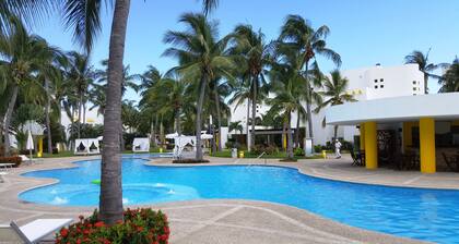 Acapulco Diamante Home
