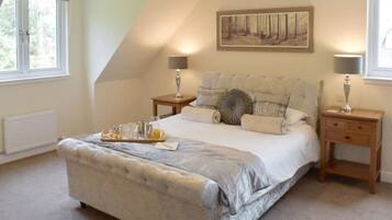 4 chambres, fer et planche Ă repasser, Wi-Fi, draps fournis