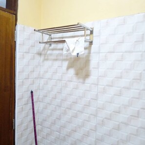 Handtücher, Seife, Toilettenpapier