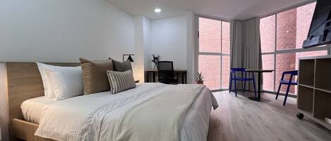 1 bedroom, iron/ironing board, free WiFi, bed sheets