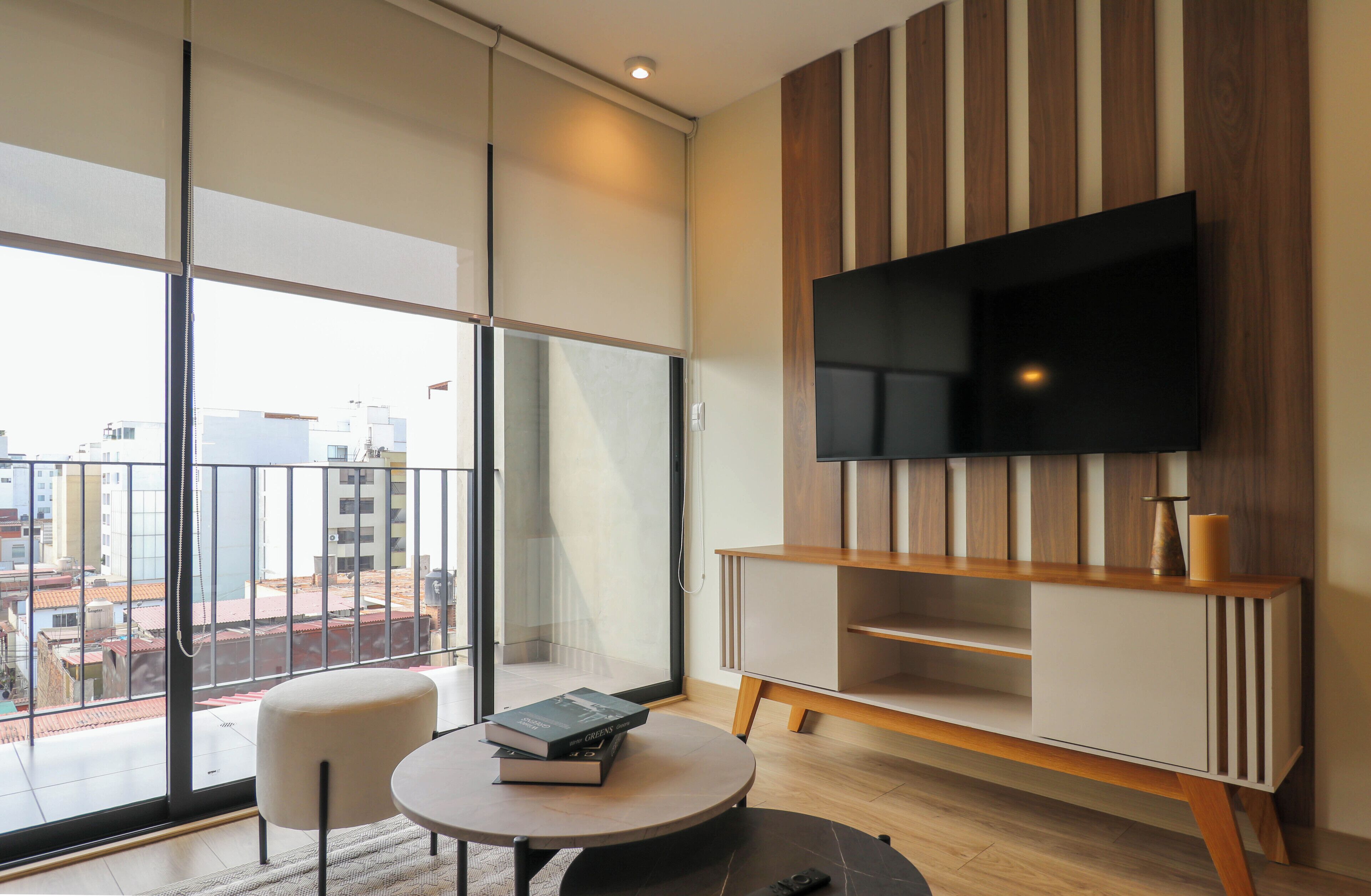 公寓, 2 間臥室 (610) | 起居區 | 智慧型電視
