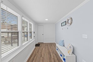 Interior - Conway Cove Dock Hot Tub Fire Pit (Osage Beach)