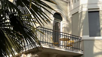 Bagian depan properti