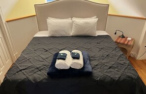 3 bedrooms, iron/ironing board, travel crib, WiFi
