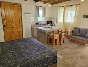 Interior - Caribbean Gem (Willemstad)