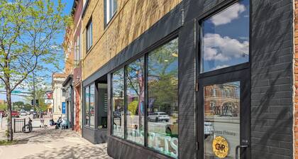 Prime Downtown Music Lovers Experience! Nostalgic Mid-Mod In Historic St Peter