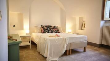 4 Schlafzimmer, Bügeleisen/Bügelbrett, Reisekinderbett, kostenloses WLAN