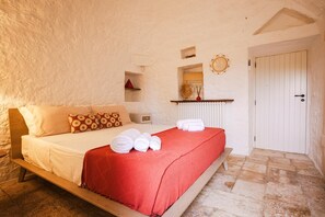 3 bedrooms, iron/ironing board, travel cot, free WiFi - Trulleto Delle Onde - Ostuni (Ostuni)