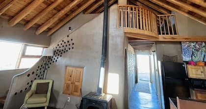Special Rates-Private Taos Home. Beautiful Oasis.