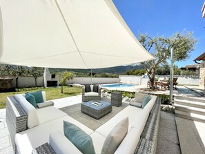 Terrace/patio - 5 Bedroom Villa in Castiadas (Castiadas)