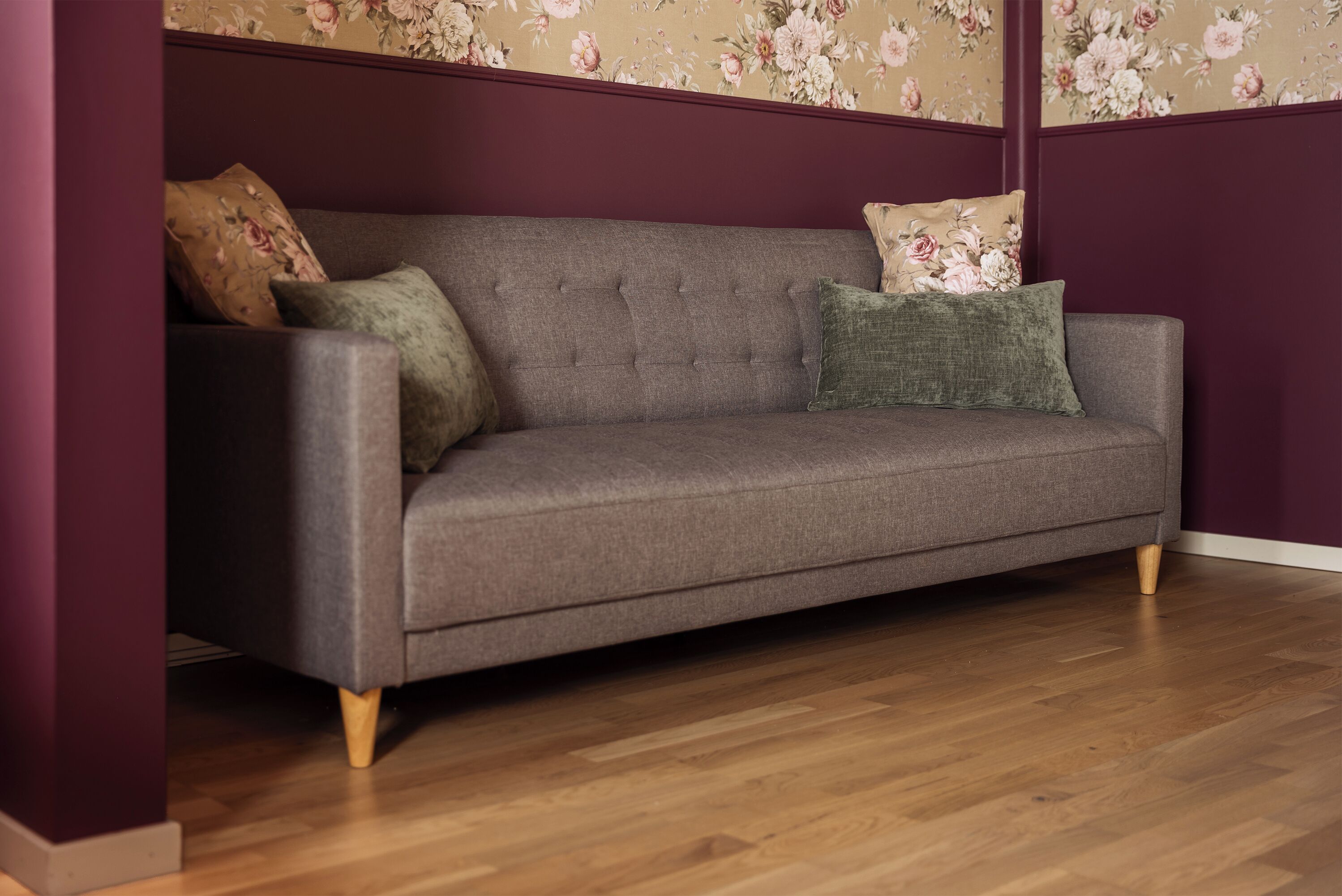 Dubbelrum eller tvåbäddsrum - utsikt mot innergården | Skrivbord, arbetsyta för laptop, gratis wi-fi och sängkläder