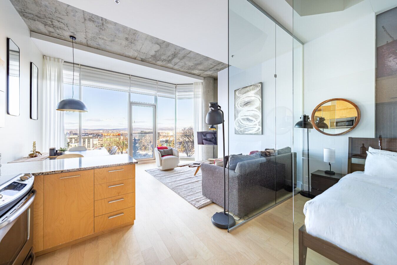 Desk, iron/ironing board, travel crib, WiFi