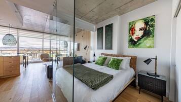 1 chambre, fer et planche Ă repasser, Wi-Fi, draps fournis