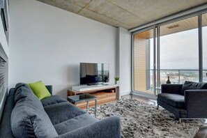 TV