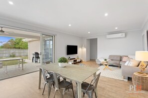 Fernseher, Arbeitsbereiche