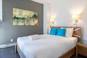 2 bedrooms, iron/ironing board, WiFi, bed sheets - Les Immeubles Charlevoix - 760504 (Ville de Québec)