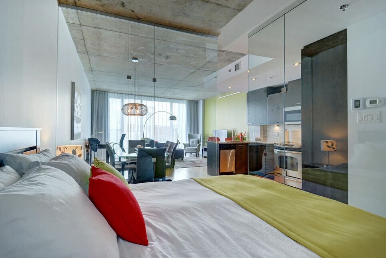 1 chambre, fer et planche à repasser, Wi-Fi, draps fournis