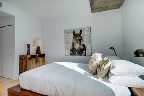 2 chambres, fer et planche à repasser, Wi-Fi, draps fournis