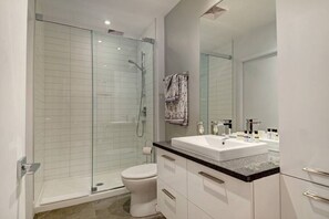 Hair dryer, towels