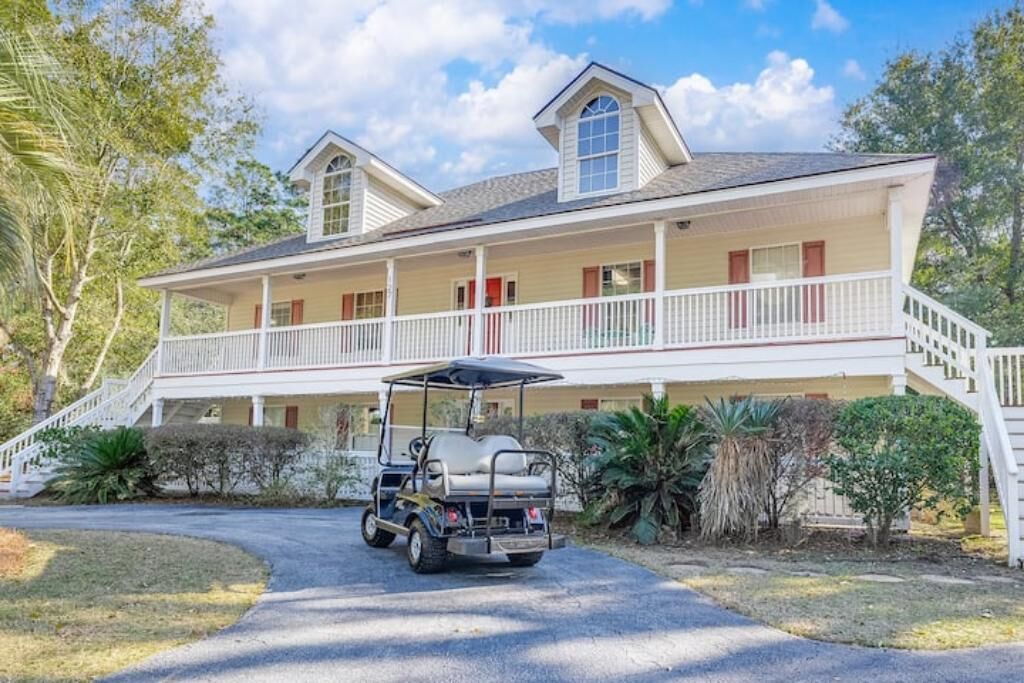 3BDRM Near Old Town; Golf Cart Access, Porch with Grill, Firepit