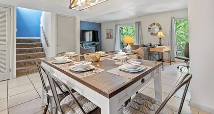 3 Bedroom Townhouse, Desoto Lake and Golf, West Gate!