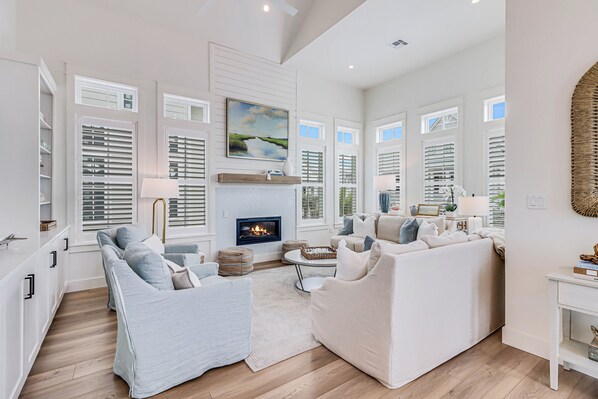 Exterior - Sail Away 560 SOU (Port Aransas)