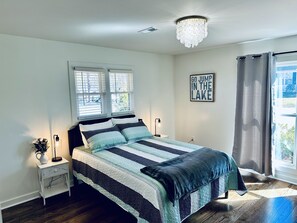 4 bedrooms, desk, free WiFi, bed sheets