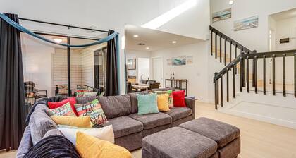 West Palm Beach Lake House: Near Beaches!