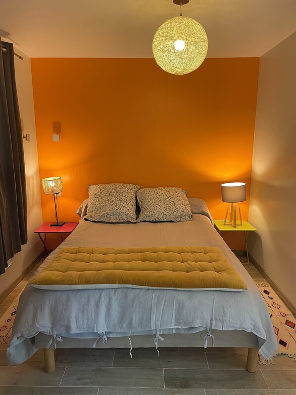 1 bedroom, free WiFi, bed sheets